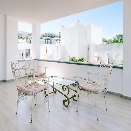 Flat Nature View Balcony 3 Min To Beach In アパート