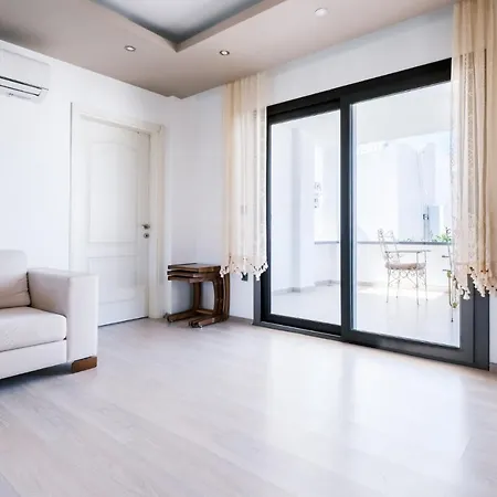 Flat Nature View Balcony 3 Min To Beach In * Αλικαρνασσός